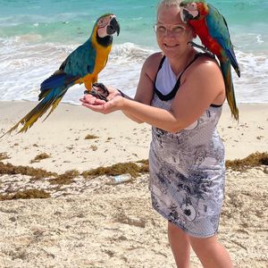 Meet your Posher, Marie-lou